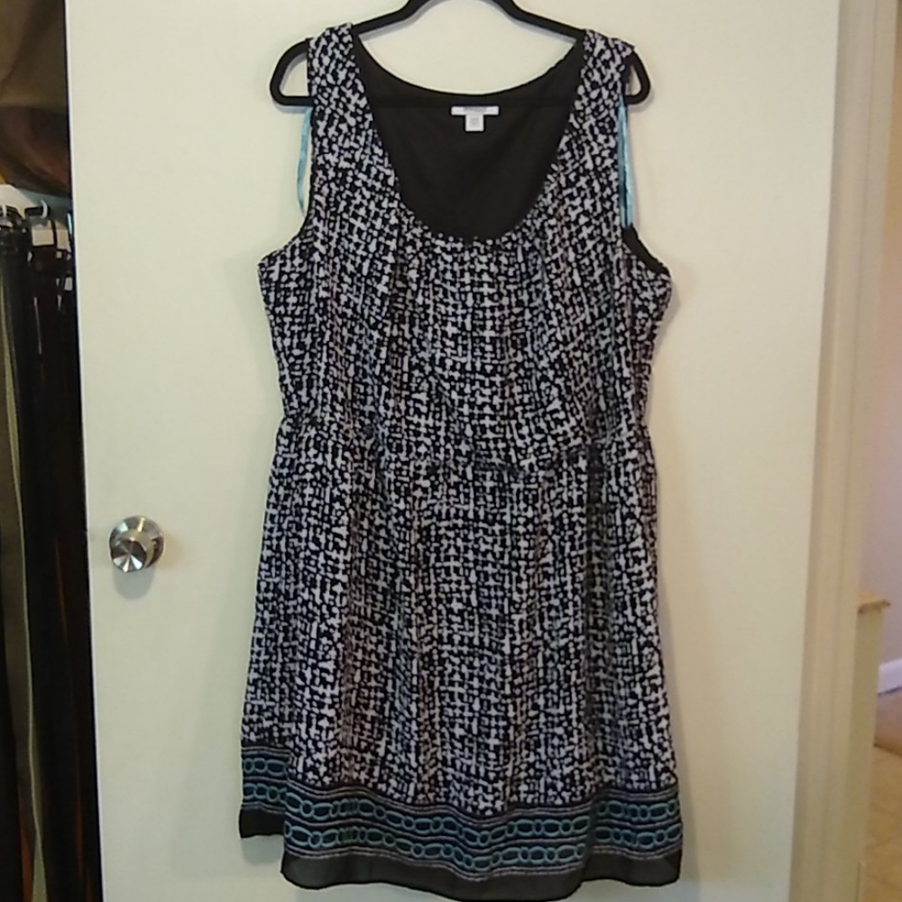 Dressbarn Black and White dress